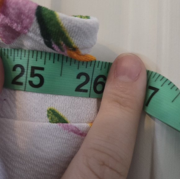 Shorts and vest - Picture 12 of 15